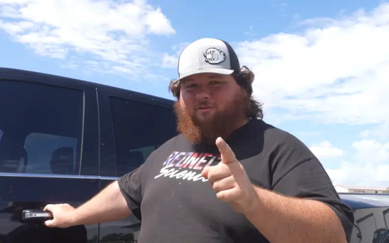 Man treks 10 hours to buy the USA's cheapest Rolls-Royce Phantom in make or break decision