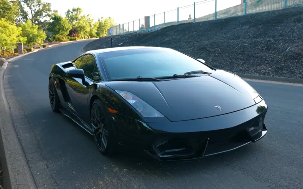 This Californian YouTuber is turning a crashed Lamborghini into a DIY garage build