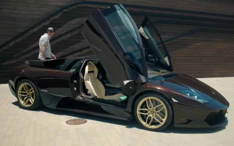 It's been called the 'greatest car ever', so how could it be illegal? The 2010 Lamborghini Murciélago LP670-4 SV with a gated manual is exactly that.