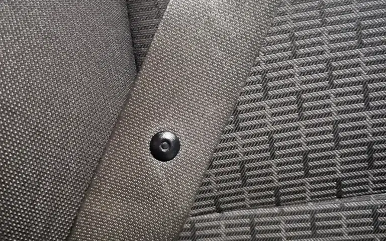 The button on seatbelts has been there the whole time, and it might be the most overlooked seatbelt feature in your car. Did you know what it was for?