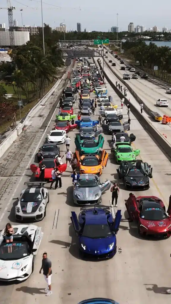 Miami bridge takeover by supercar meet