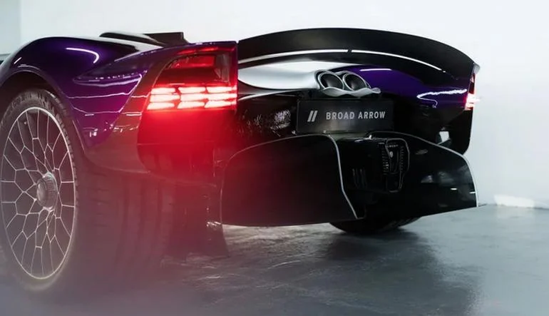 A billionaire spent $33,000 on the paint job for this Aston Martin Valkyrie