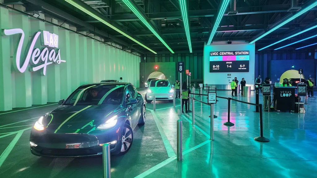 Tesla driver tries out the Vegas Loop and shares his honest opinion on how well it works