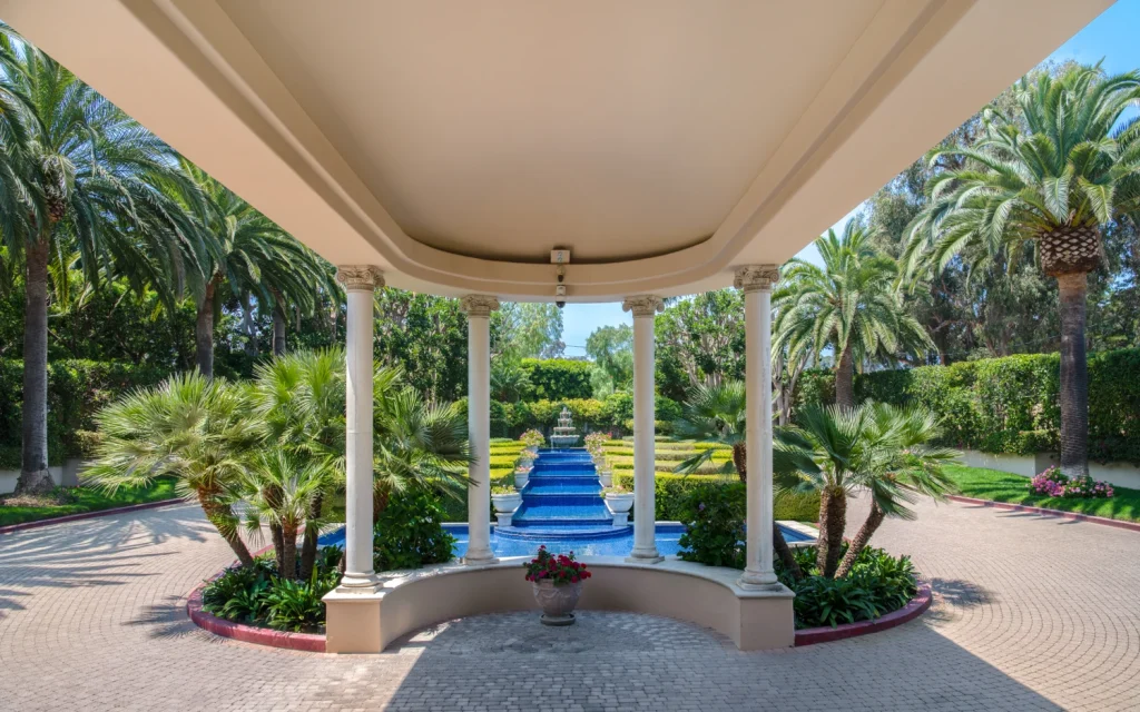 This $90M Malibu mansion that spans 17,700 square feet is so extravagant that it legally could never be built again today