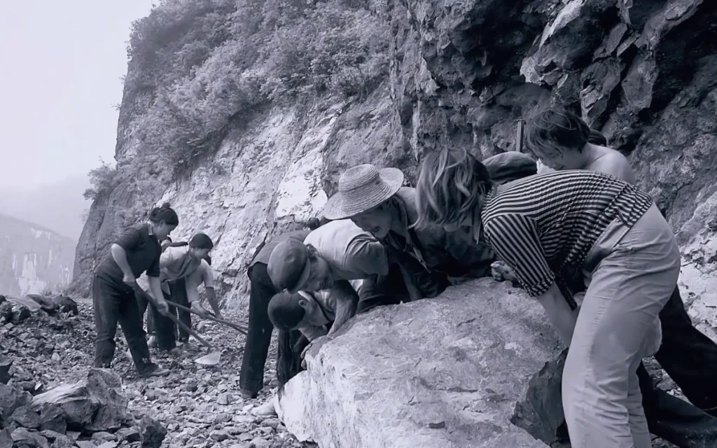 The Lanying Cliff Road in Chongqing, China, is one of the most dangerous roads on Earth, but hearing its origin story will leave you completely flabbergasted.