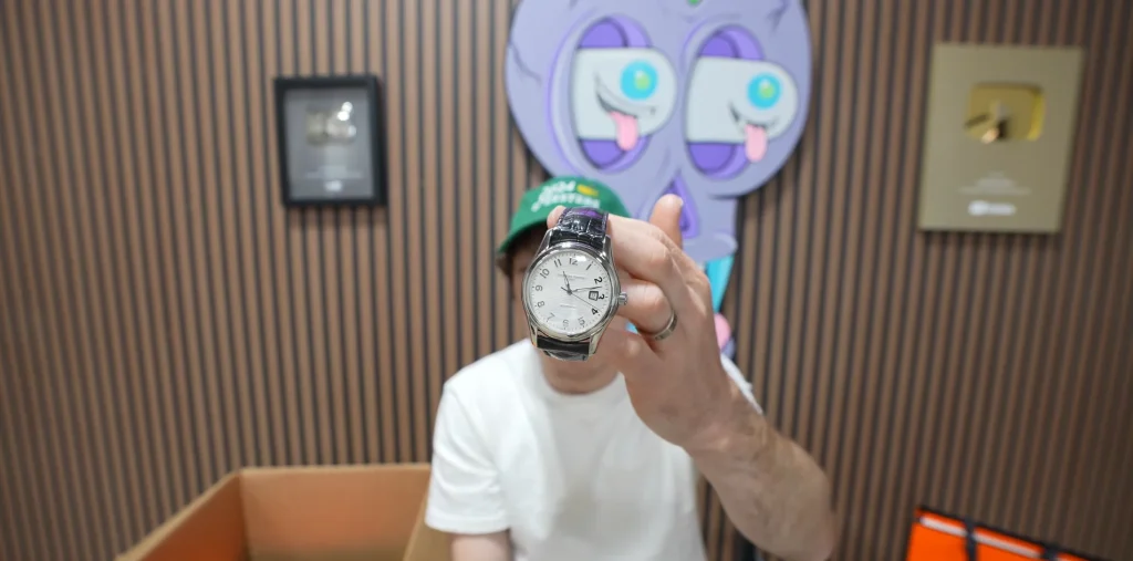 Georgia man buys $25,000 watch mystery box and opens it to find multiple luxury timepieces