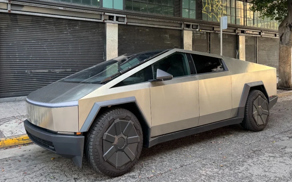 We decided to compare two admittedly very different vehicles, the Tesla Cybertruck and the Hyundai Santa Cruz, and the result was not what we expected