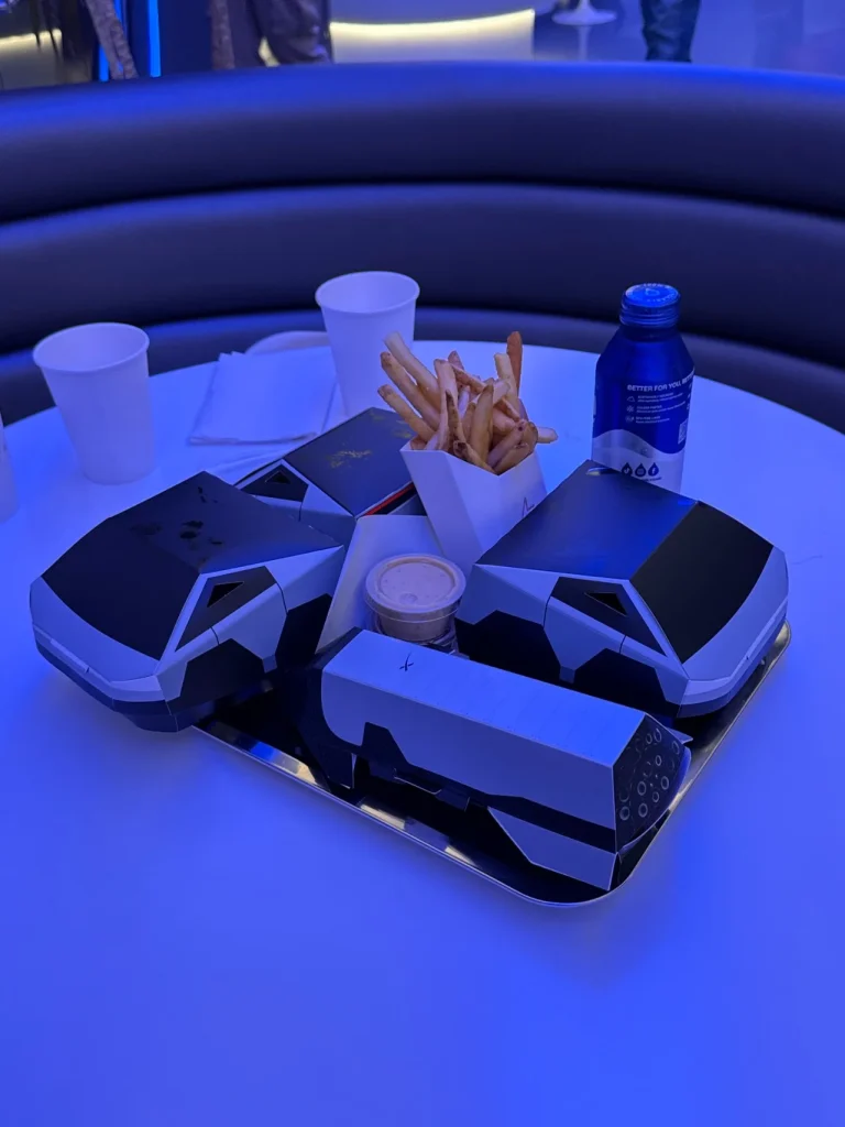 We traveled to California to try the new Tesla Diner in Los Angeles to see if it's actually worth it, and the answer is bittersweet