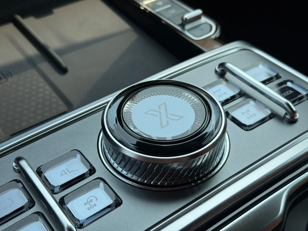 We traveled to China to drive two off-roading icons made by Jetour