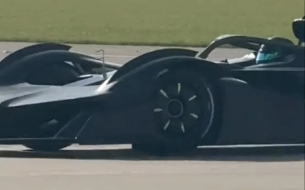 An Aston Martin prototype just appeared looking like an F1 car crossed with a Valkyrie hypercar but the company has revealed nothing about it