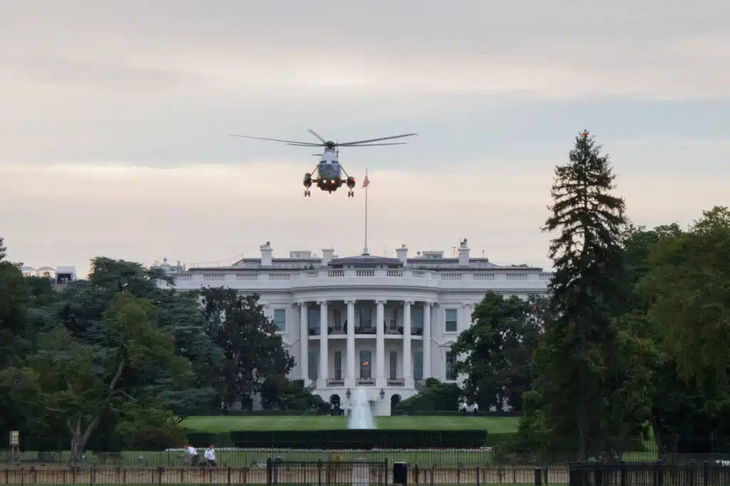 Inside the multi-million dollar presidential helicopter built with VIP armor for maximum safety