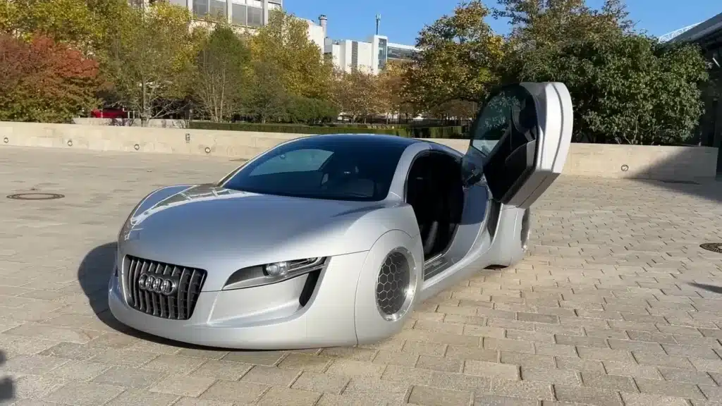 Will-Smiths-futuristic-car-from-I-Robot-inspired-Audi-R8