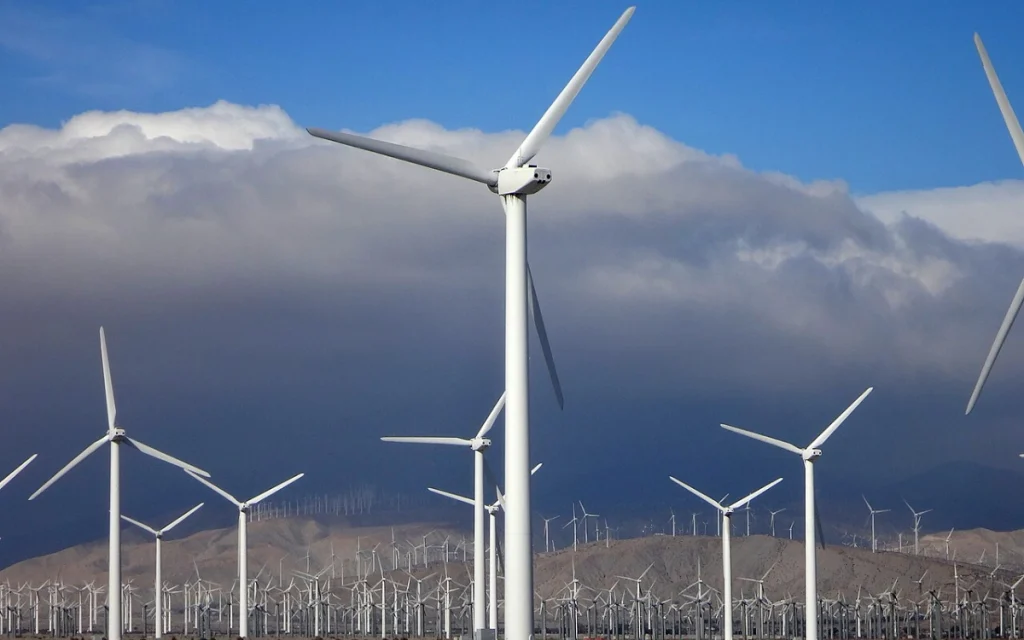 BladeRobots just turned wind turbine maintenance into a sci-fi scene, sending an autonomous robot on an unmanned helicopter flight to fix blades high above the ground.