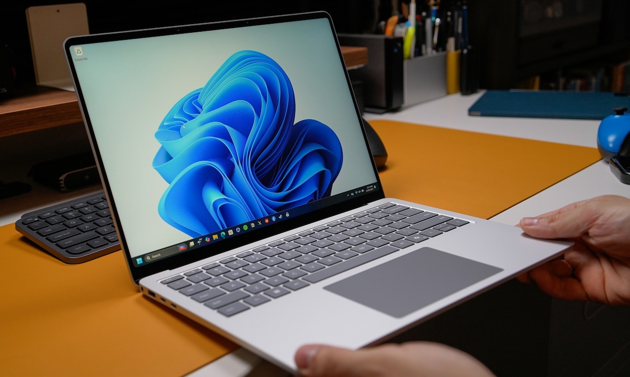 This one background service on Windows could be causing your PC to constantly freeze and you can switch it off