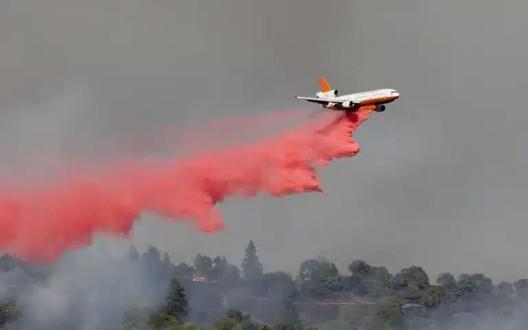 DC-10 Air Tanker in action