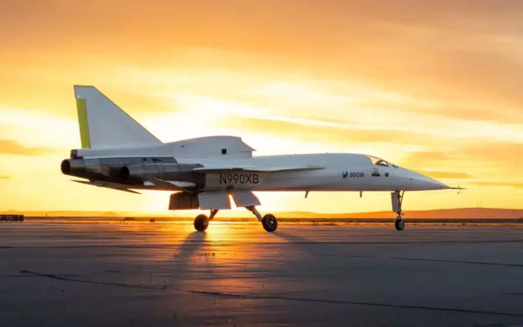 bom supersonic aircraft testing its first flight