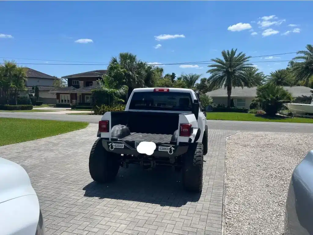 Florida man took a Ram 1500 and mashed it up with a Wrangler to create a Jeep pickup