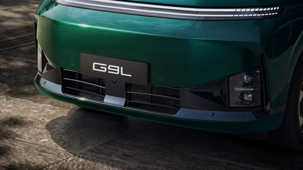XPeng launches its next-gen AI Flagship G9L SUV at Paris Motor Show to mark a significant milestone