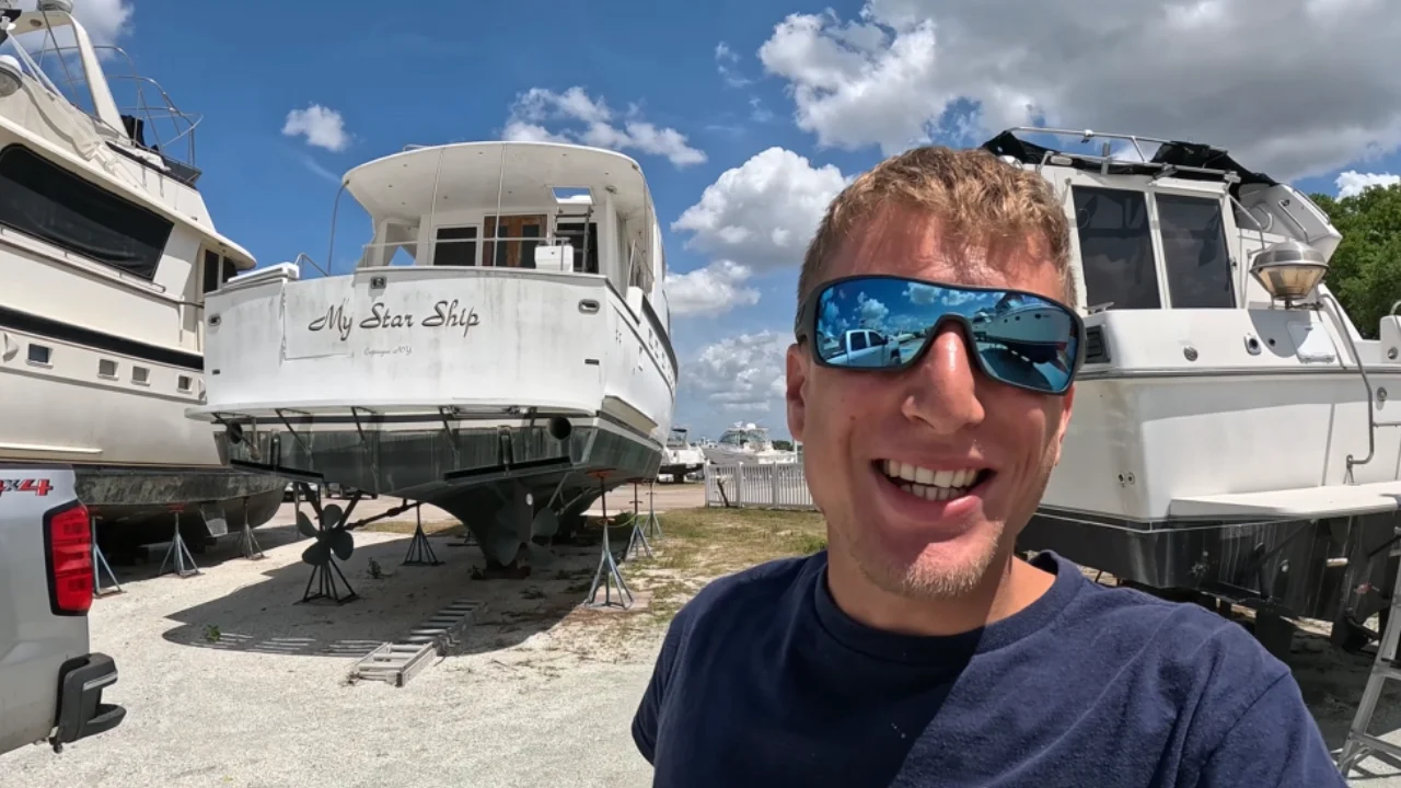US man buys a 60ft yacht sight unseen for $5,000 and quickly finds out what he's let himself in for after visiting it in person