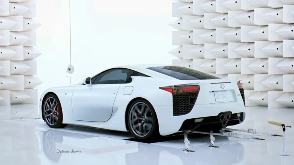 Lexus LFA became an iconic chiefly thanks to its amazing V10, and Lexus once conducted an interesting experiment to showcase what it can do