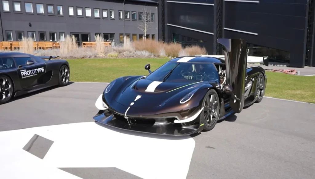 YouTuber Tavarish was given a Koenigsegg factory tour courtesy of Christian von Koenigsegg himself, and the conversation quickly became technical