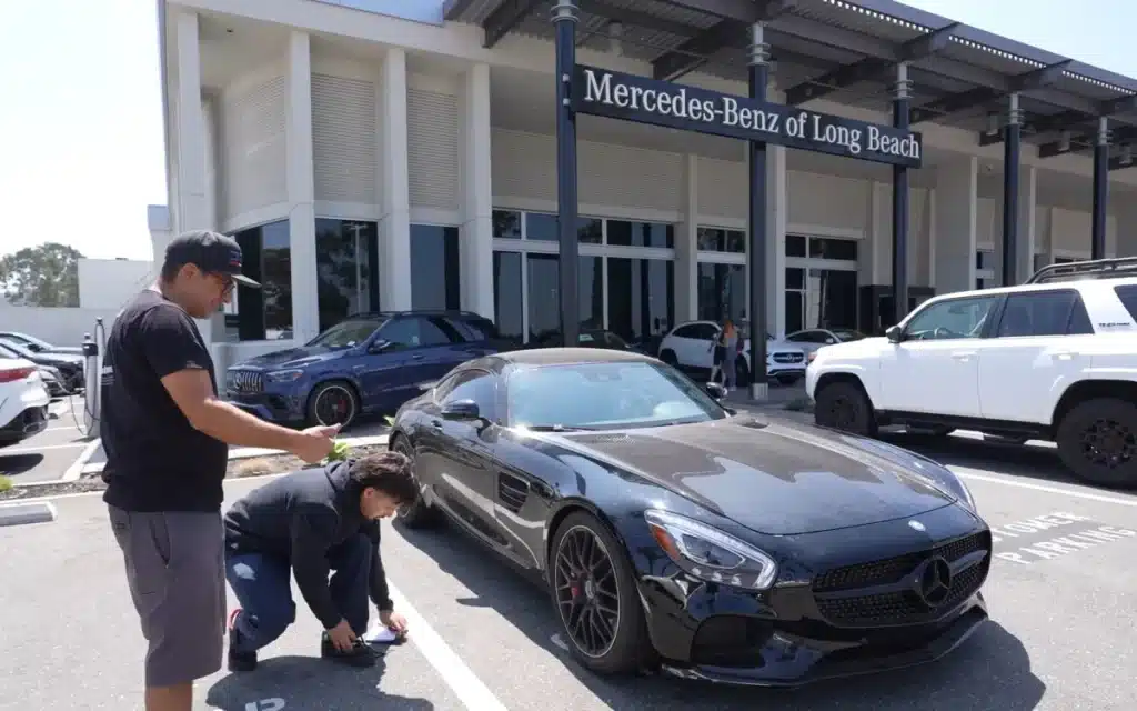 YouTuber-buys-the-worst-abandoned-supercar-in-America-to-turn-in-into-a-race-car