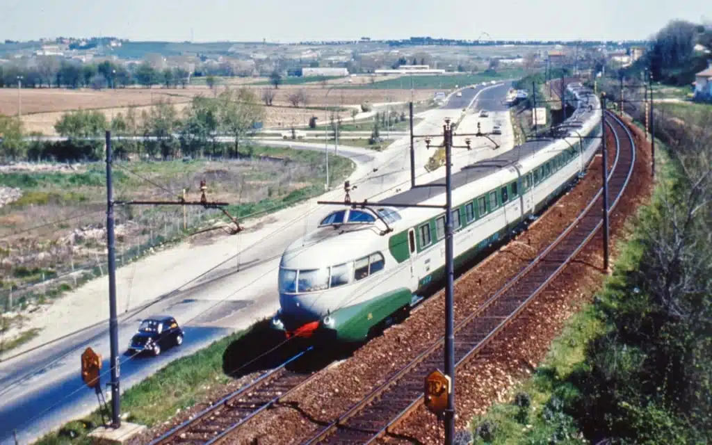 This Italian train, the Settebello, was a luxury train in the 1950s