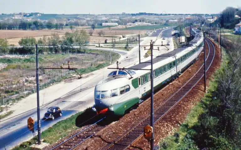 This Italian train, the Settebello, was a luxury train in the 1950s