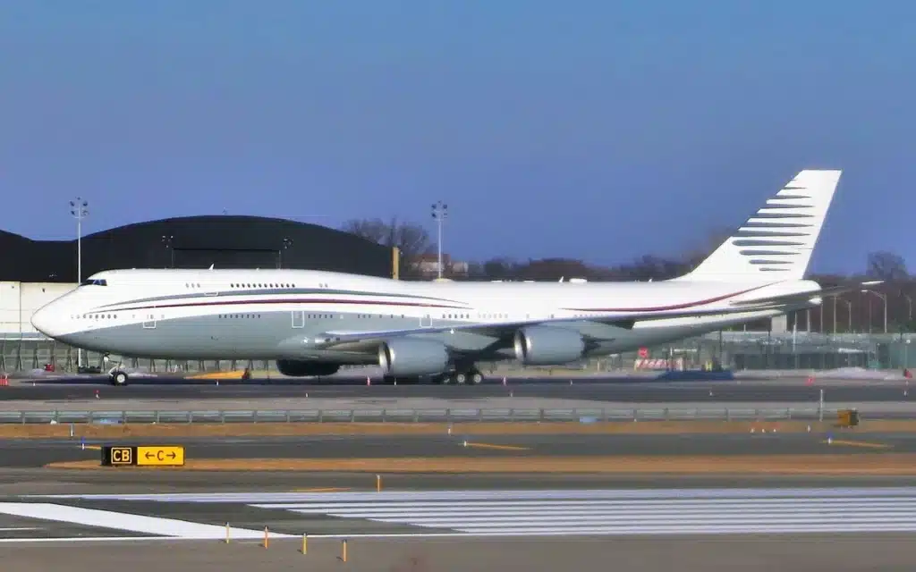 After giving $400M Boeing 747 to USA, Qatari royal family still has more planes than most small airlines