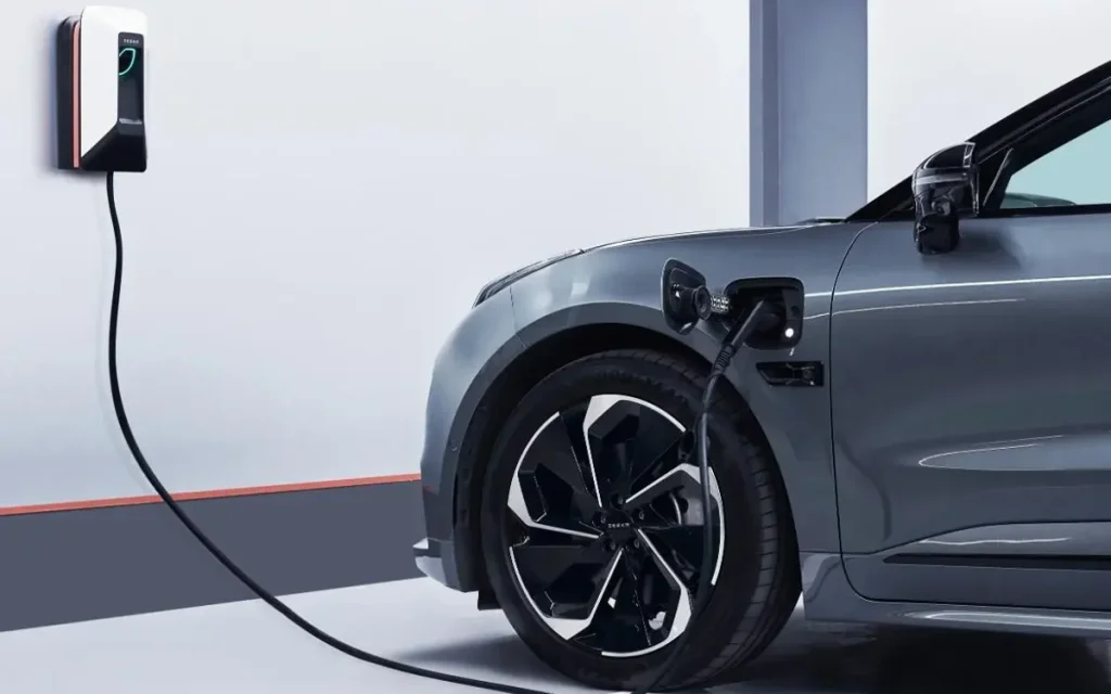 The new Zeekr 001, a refreshed 2026 look for the Chinese EV, has taken revolutionary steps to charge at almost the same time as filling up your car with gas