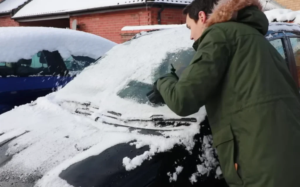 The AA reveals a simple parking tip to stop your car freezing overnight, and it’s an easy hack most drivers never think to use