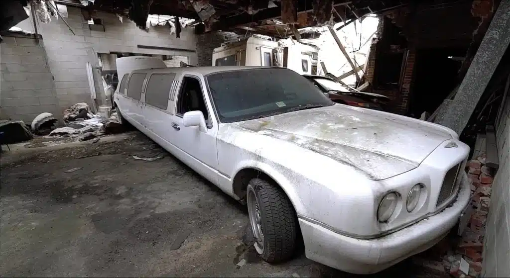 abandoned cars garage chicago lamborghini