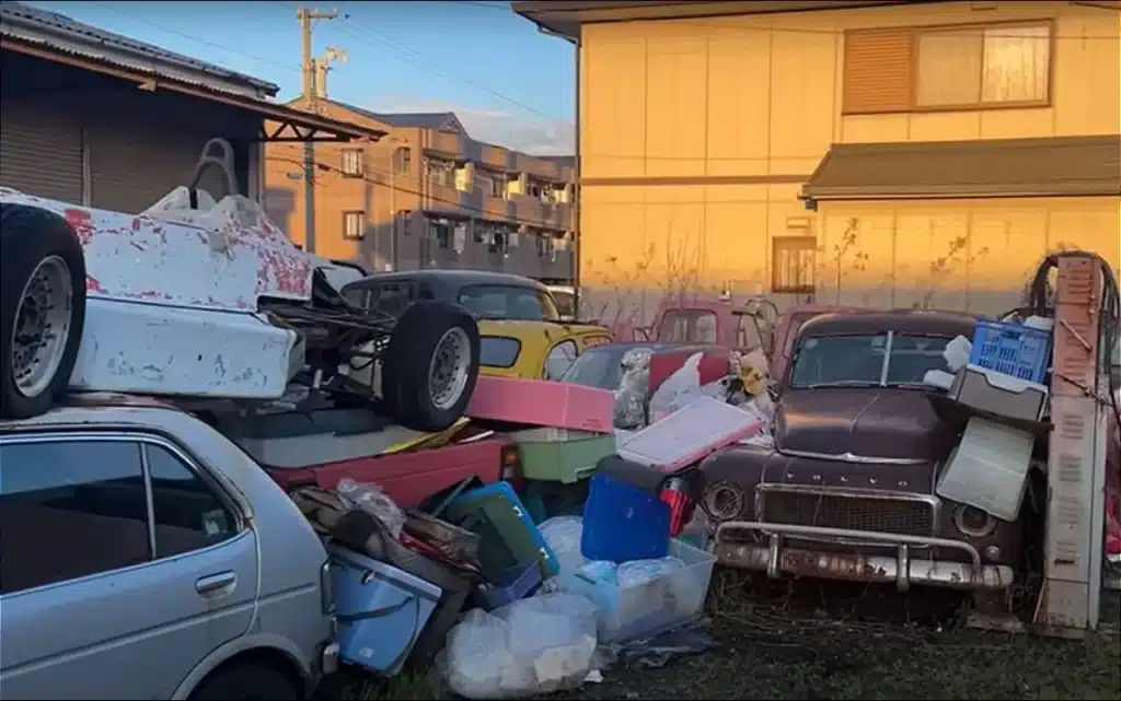 abandoned dealership Japan