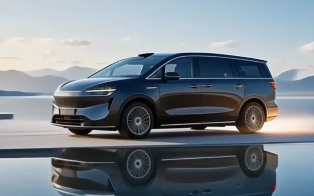 A company has given the airbag a radical redesign to create the world’s first helmet airbag that is built into the car’s seat and helps protect the neck, head, shoulders, and spine