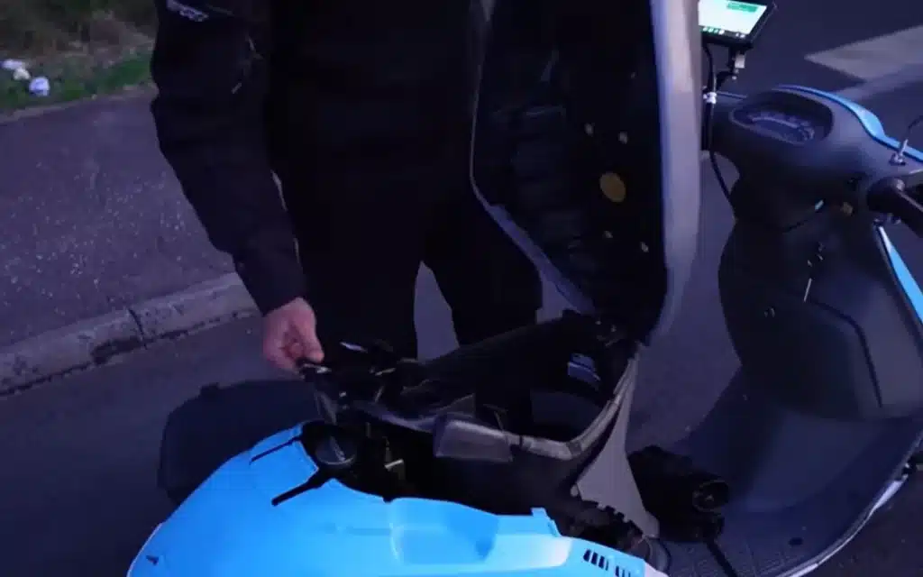 A YouTuber tried to ride a $2,600 AliExpress Honda vision moped 425 miles from London to Edinburgh and against all odds, it actually made it