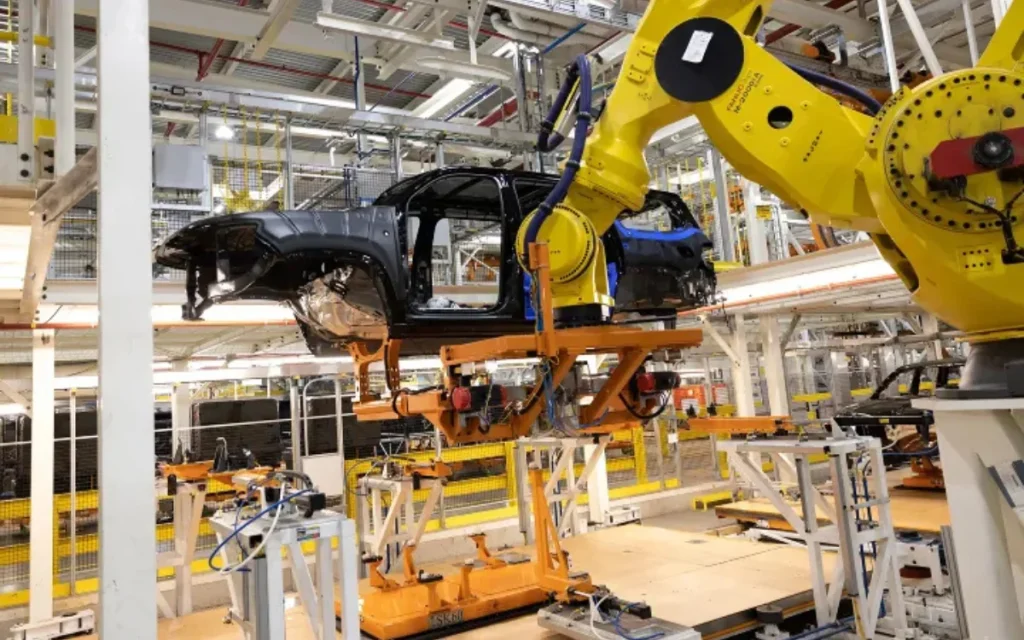 Ford is pausing SUV and EV production after an aluminum shortage, saving what’s left for its top-selling F-150 trucks to keep profits rolling