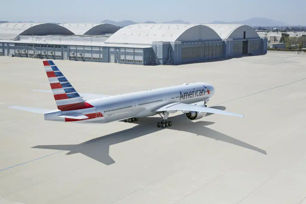 An American Airlines Boeing 777 traveled at the speed of sound
