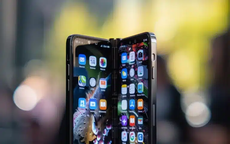 apple iphone foldable iphone self-healing screen