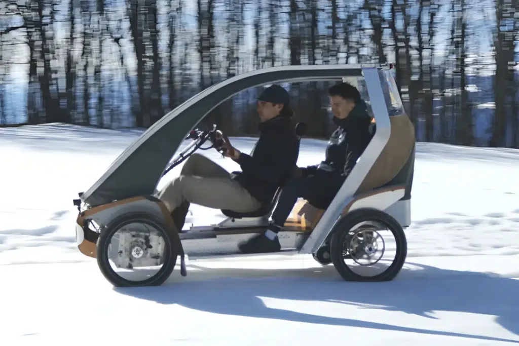 Car-bike hybrid vehicle from startup company has to be seen to be believed