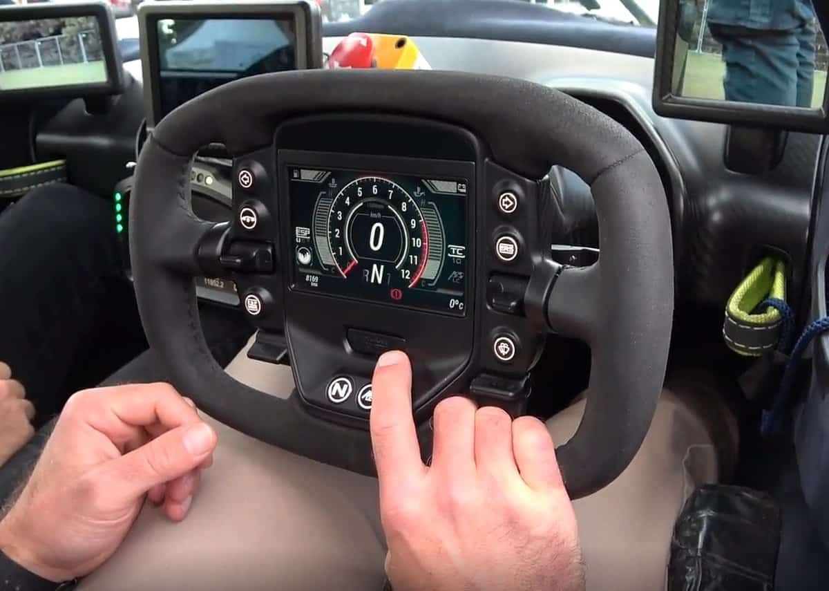 Steering wheel in the Aston Martin valkyrie