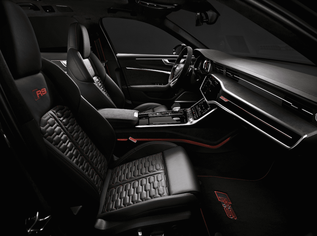 Audi RS6 Avant Performance interior