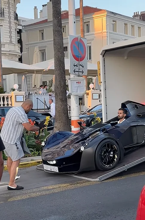 A billionaire turns Monaco into a pit lane with a $350,000 BAC Mono, joining the Porsche GT1, Engler Desat, and Bugatti Divo in the city’s car-spotting hall of fame