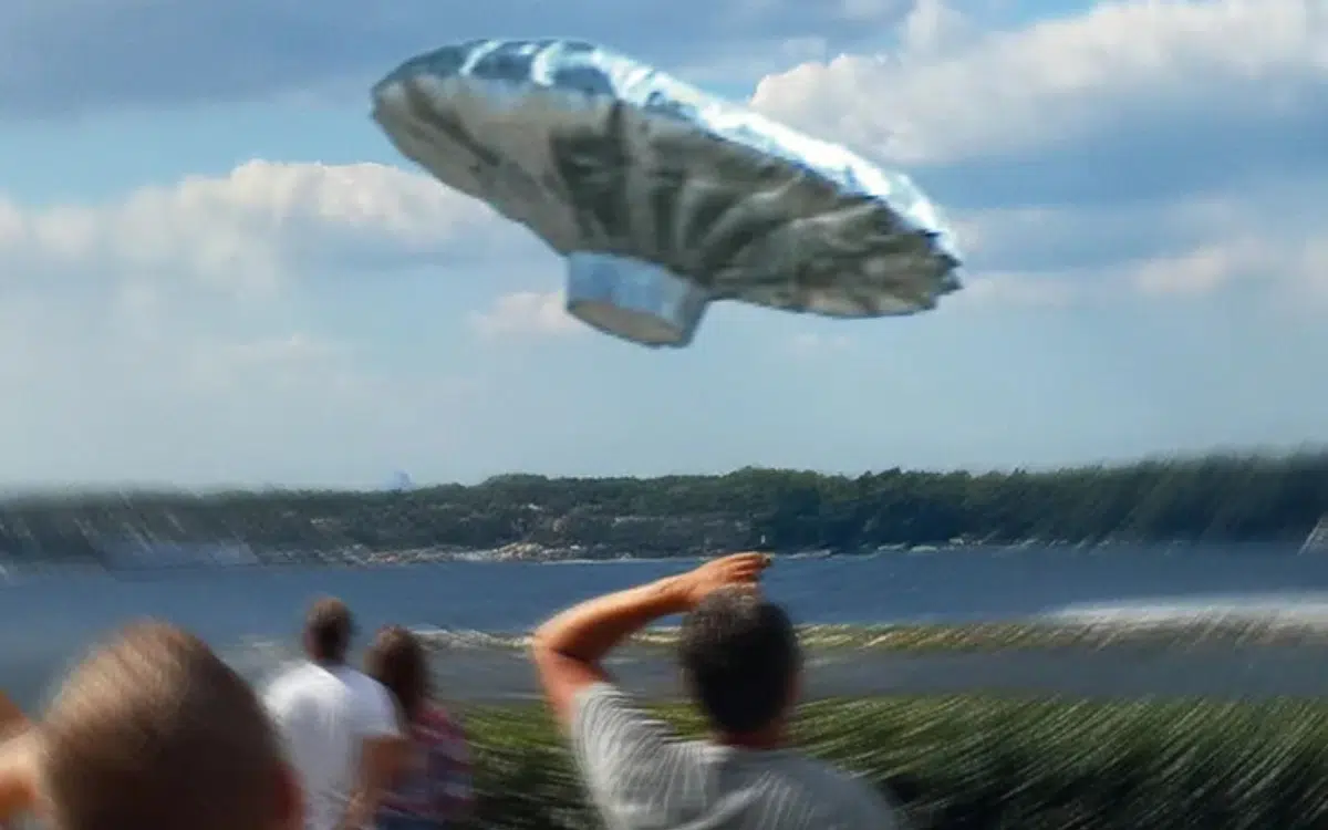 Family managed to fool the whole of America with homemade UFO hoax that gripped the nation