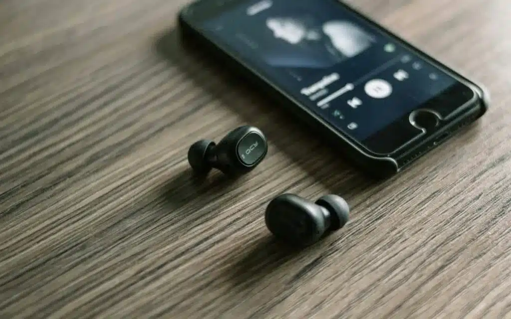 If you’re the sort of person who keeps their Bluetooth connection always switched on in the background, then you might want to think again.