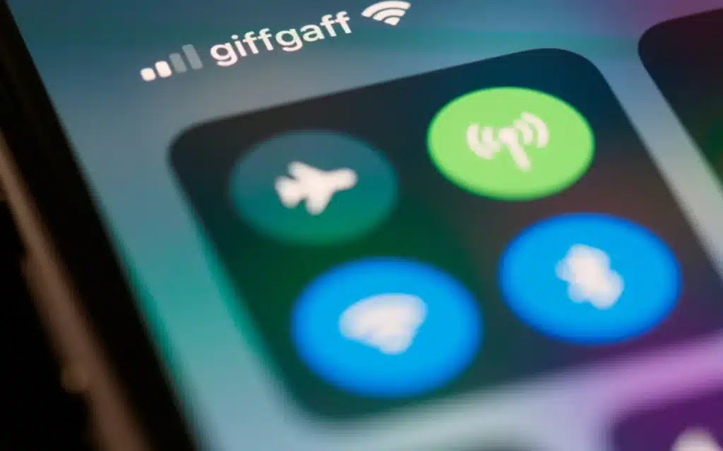 If you’re the sort of person who keeps their Bluetooth connection always switched on in the background, then you might want to think again.