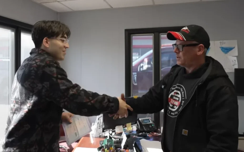 A man who has challenged himself with turning $0.01 into a supercar managed to get his hands on a $25,000 BMW for $10,000