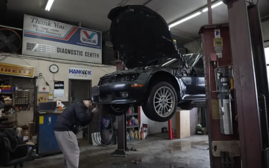 A man who has challenged himself with turning $0.01 into a supercar managed to get his hands on a $25,000 BMW for $10,000