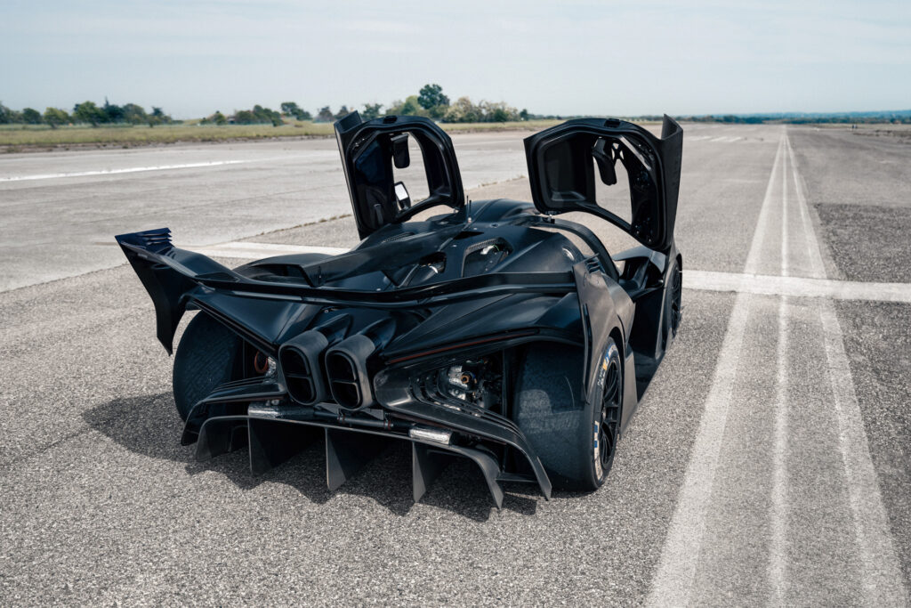 Bugatti Bolide hyper testing on track
