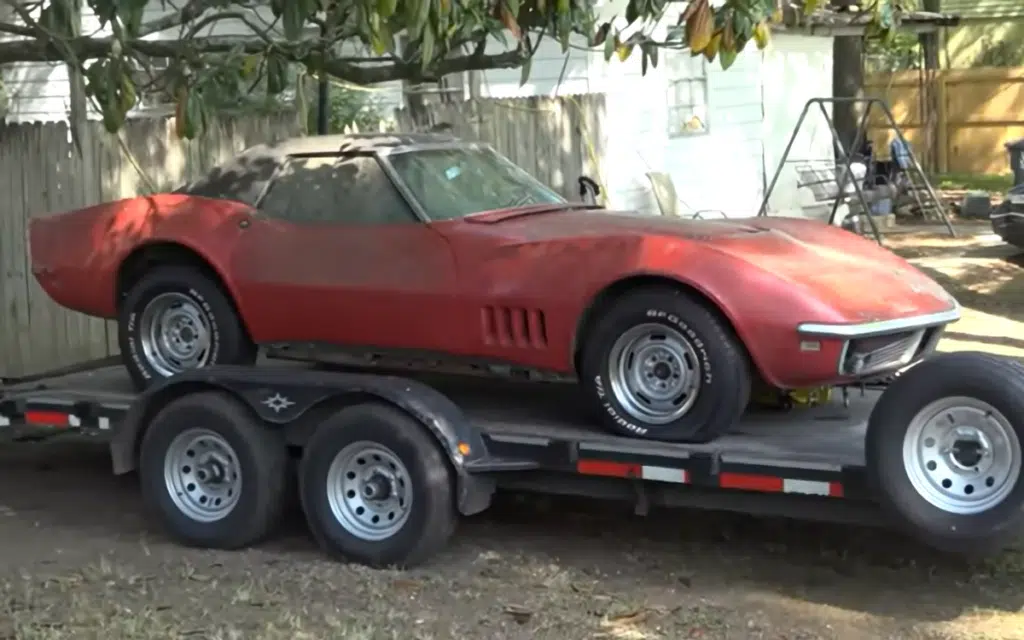 1968 Corvette 427 found after 40 years was concealed in barn by owner to avoid the cops