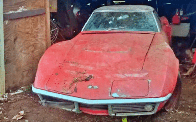 1968 Corvette 427 found after 40 years was concealed in barn by owner to avoid the cops